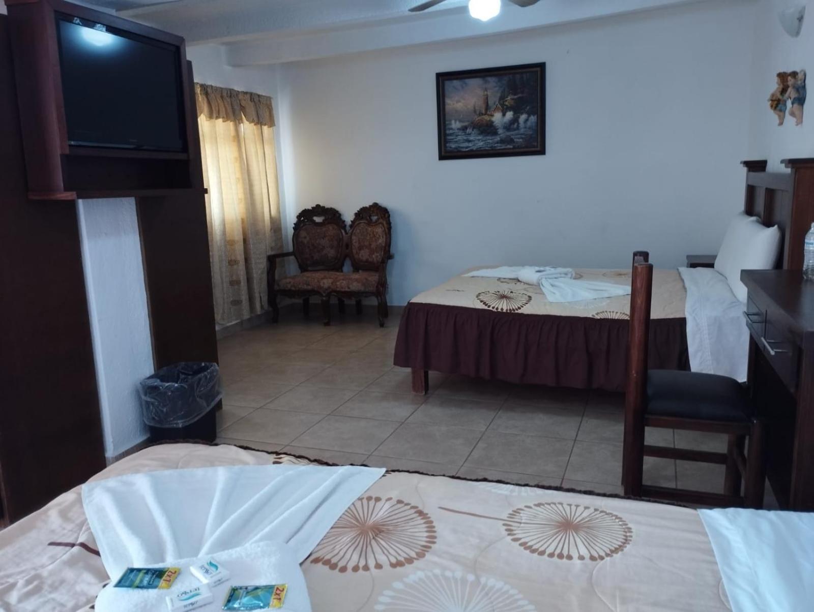 فندق El Jardin Del Eden تيكيسكيابان المظهر الخارجي الصورة