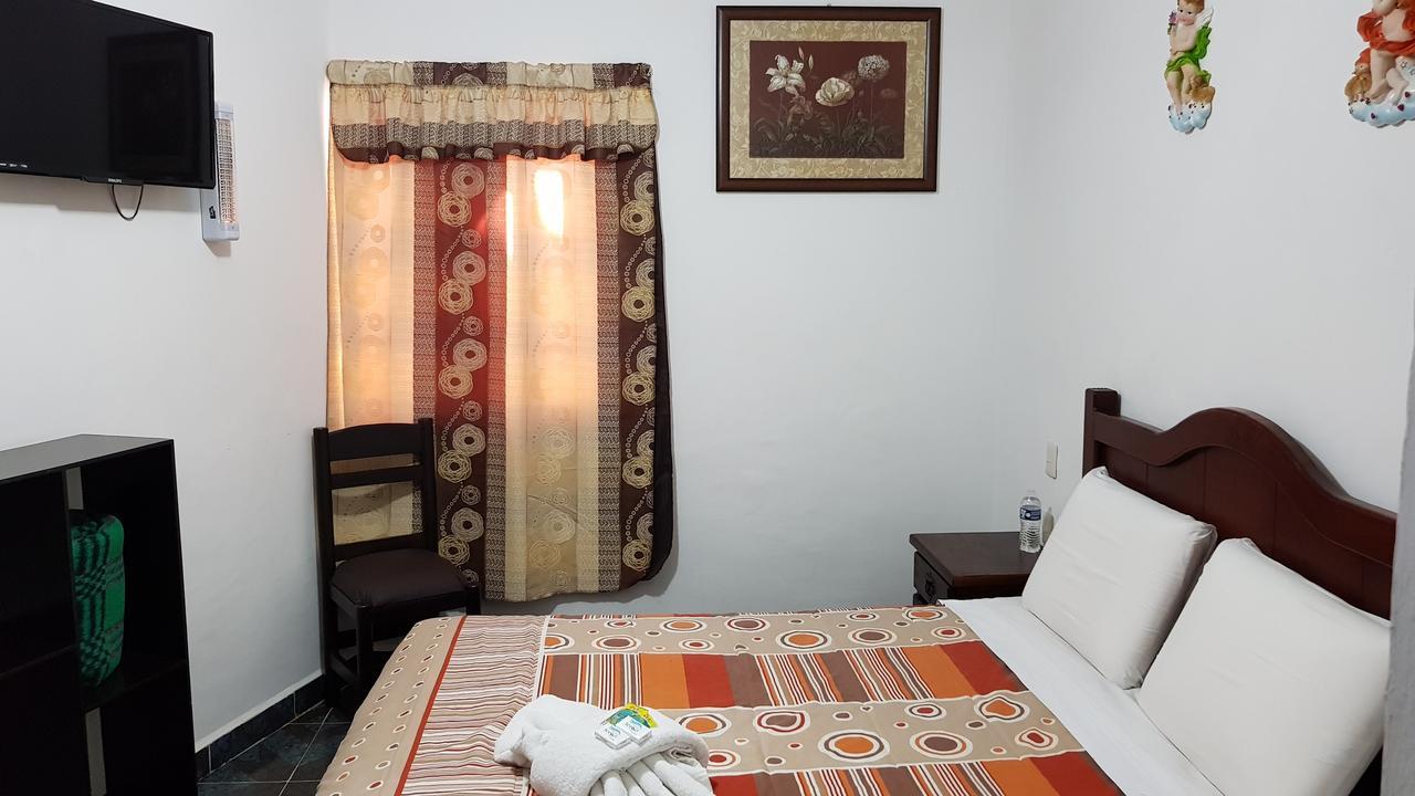 فندق El Jardin Del Eden تيكيسكيابان المظهر الخارجي الصورة